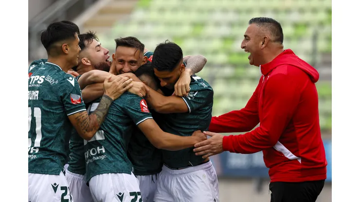 Jaime García pide no volverse locos pese a gran goleada de Santiago Wanderers.