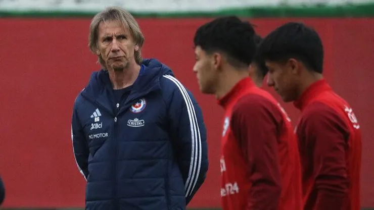 Ricardo Gareca se alarma por estos jugadores en 'La Roja'