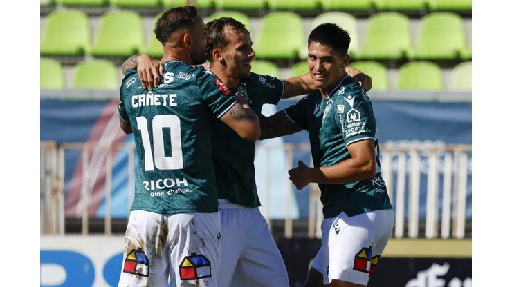Santiago Wanderers recibe a San Luis de Quillota en Valparaíso. (Foto: Photosport)