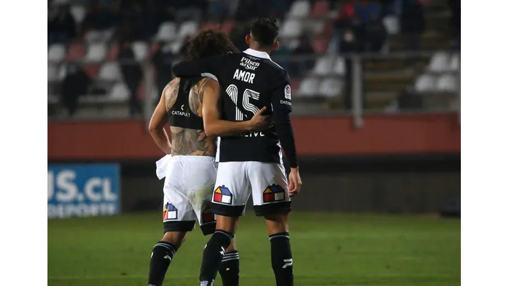 Uno de los defensas de Colo Colo quiere respetar su contrato. (Foto: Photosport)