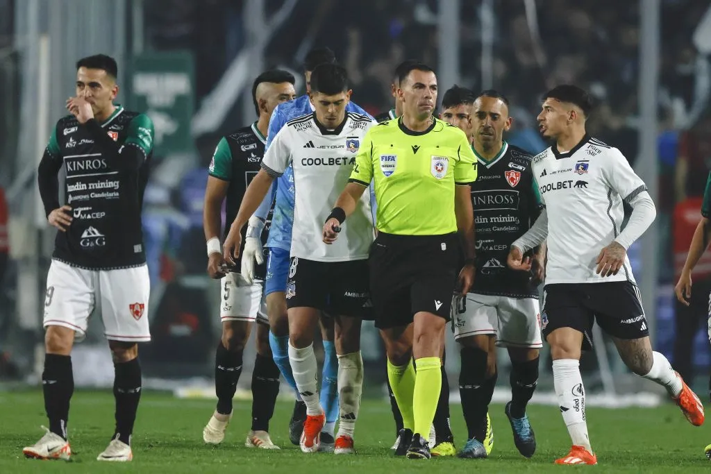 Juan Lara fue el árbitro designado para el partido entre Colo Colo y Deportes Copiapó. (Foto: Felipe Zanca /Photosport)