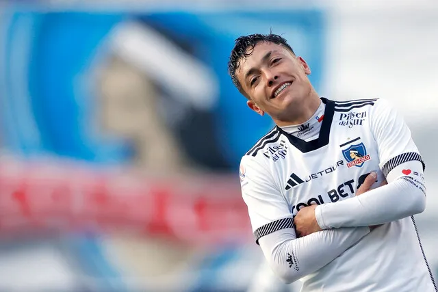 Zavala recibe cuestionamientos por su rendimiento | Foto: Photosport