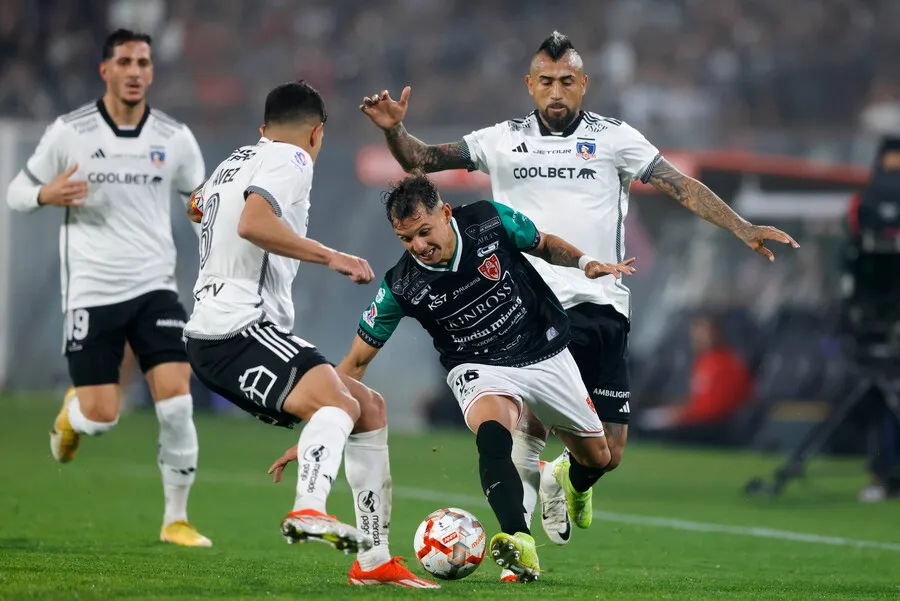 Colo Colo se las verá con Junior en Copa Libertadores. | Foto: Photosport