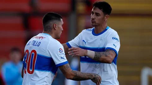 Fernando Zampedri sale en defensa de Nicolás Castillo en la Universidad Católica