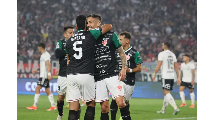 Los Albos cerraron la primera rueda con derrota. (Foto: Photosport)