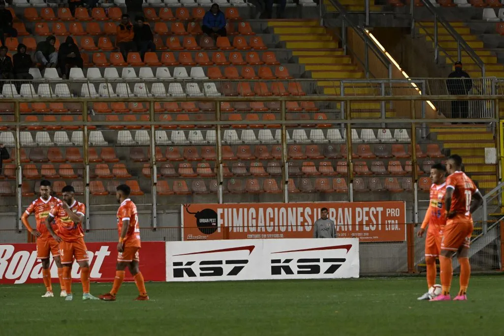 Juan Espíndola ya ha conversado con los jugadores de Cobreloa. (Foto Photosport)