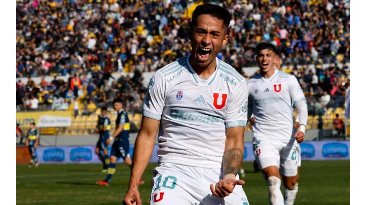 Héctor Pinto confía en el talento de Lucas Assadi. Quiere más minutos para la promesa de Universidad de Chile.