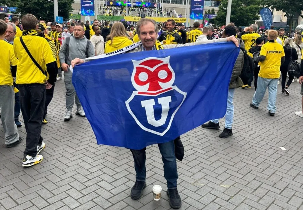 Este fue el hincha de Universidad de Chile que llegó a la final de la Champions League.
