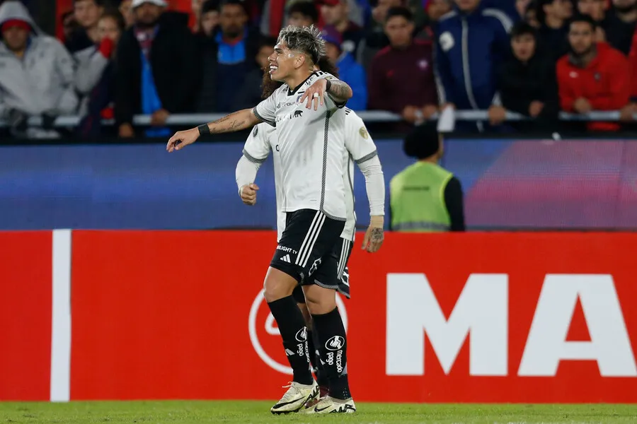 En Argentina quieren a Colo Colo rival de River. | Foto: Photosport