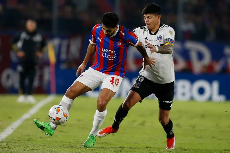 Pavez sacó a relucir la jineta ante Cerro Porteño. | Foto: Photosport