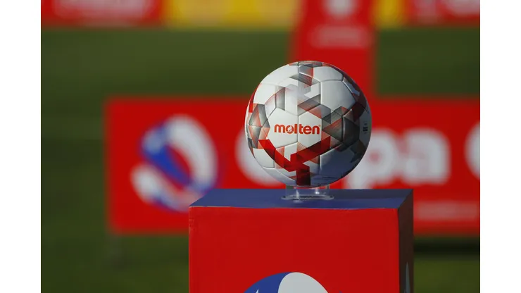 Club de Primera B sufrió dura resta de puntos.
