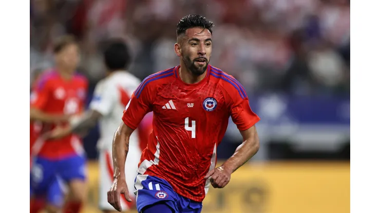 Un referente de Universidad de Chile destacó el arribo de Mauricio Isla a Colo Colo.