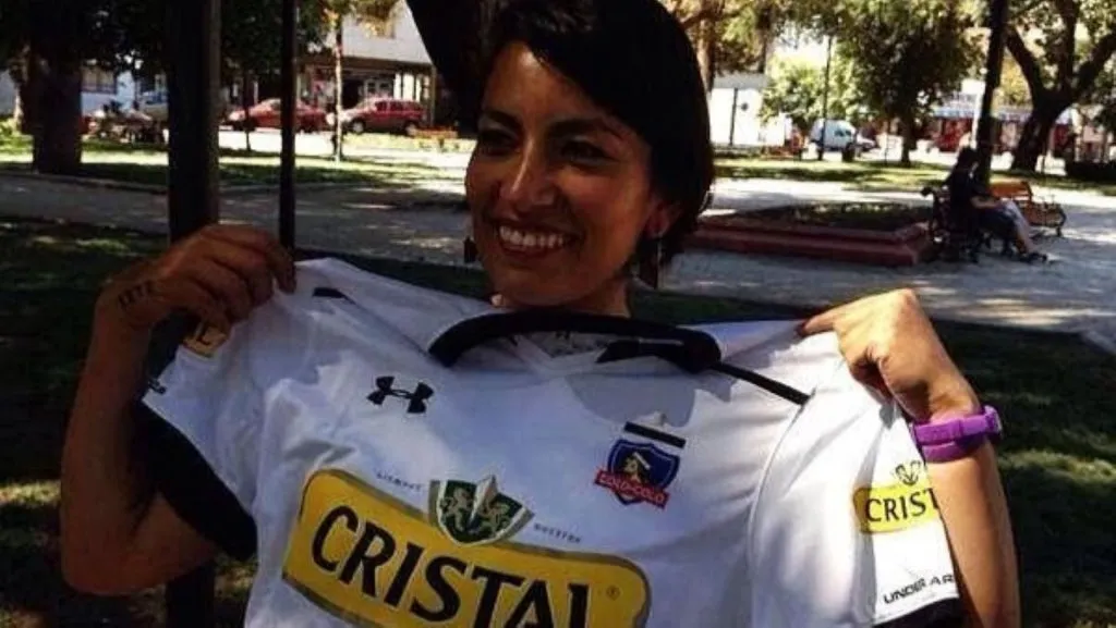 Ana grabó una nueva versión del himno del club.