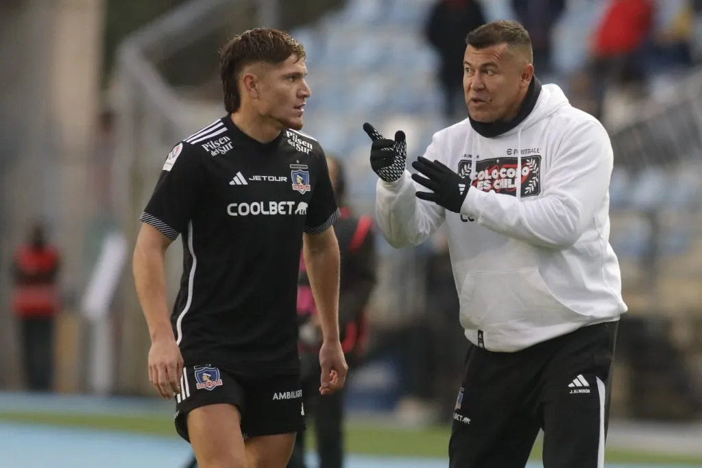 Almirón comienza a pensar en los próximos duelos que tendrá Colo Colo | FOTO: Jorge Loyola/Photosport