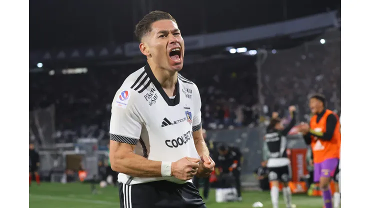 Óscar Opazo se refirió a la búsqueda de un nuevo lateral derecho en Colo Colo. (Foto: Marcelo Hernández/Photosport)