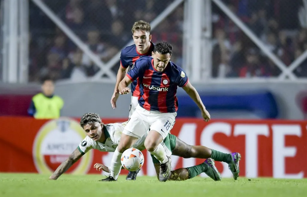 Ferreira también estaría en el radar de los Cruzados | FOTO Marcelo Endelli/Getty Images