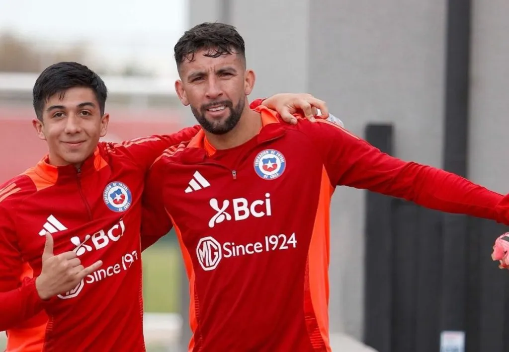 Mauricio Isla se entrena por estos días en el Compleja Deportivo Juan Pinto Durán de la Selección Chilena.