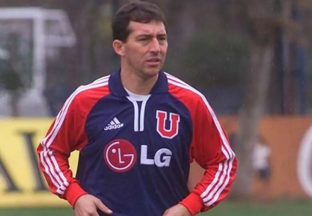 Cristián Mora se rehúsa a dejar partir a Marcelo Morales. Puede dejar Universidad de Chile y emigrar a Italia.