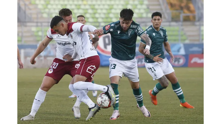 Santiago Wanderers está a cuatro puntos de la zona de Liguilla. (Foto: Photosport)
