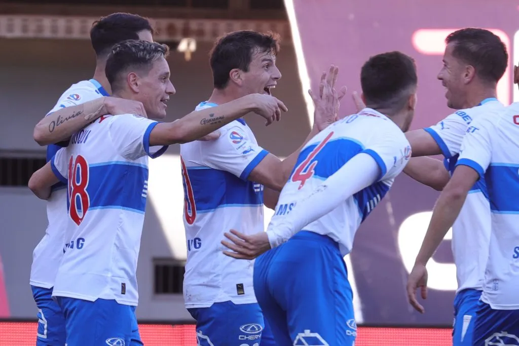 Universidad Católica venció a Ñublense y quedó en el segundo lugar del torneo.