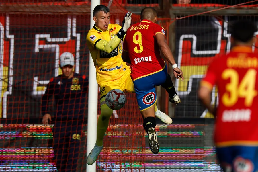 Benegas abrió el marcador para Unión Española ante Cobresal. | Foto: Photosport