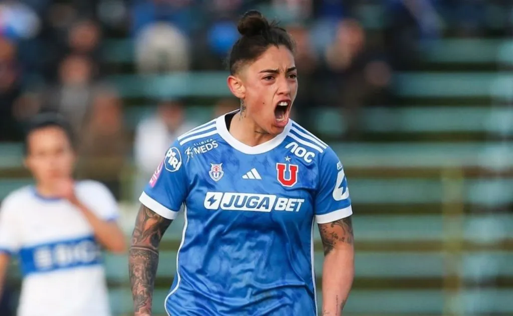 Valentina Díaz marcó de penal para Universidad de Chile ante Universidad Católica. (Foto: Universidad de Chile)