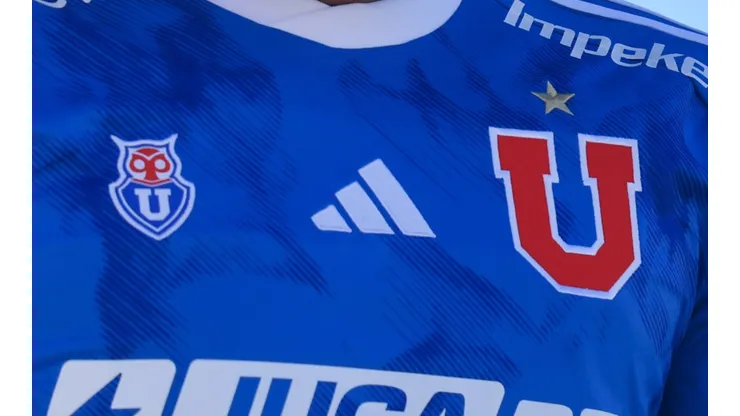 Jugador uruguayo por ahora no llegará a la U. (Foto: Photosport)