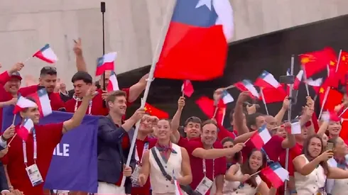 El Team Chile desfiló por el Rio Sena en París 2024