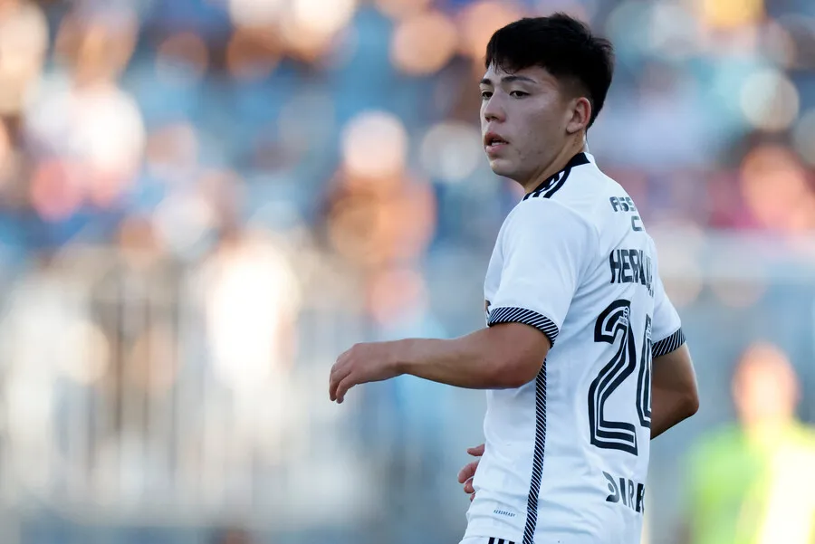 Leandro Hernández podría sumar minutos Sub 21 para Colo Colo. | Foto: Photosport