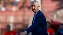 Tiago Nunes definió su oncena para enfrentar a Palestino