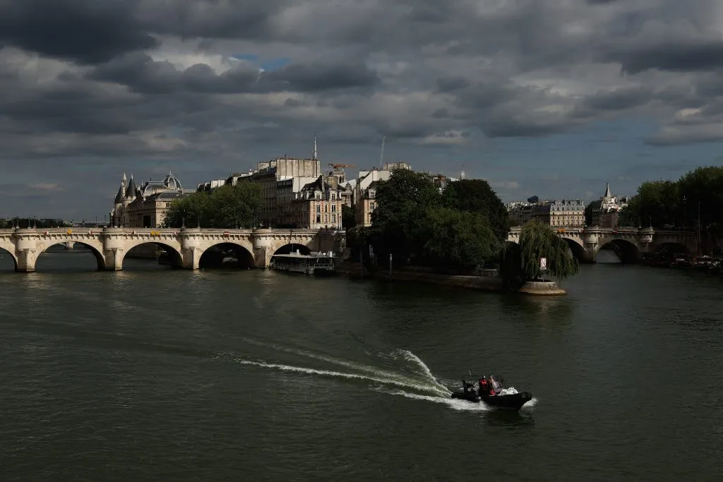 La ceremonia inaugural de París 2024 será inédita, ya que se realizará en el Río Sena. (Photo de Cameron Spencer/Getty Images)