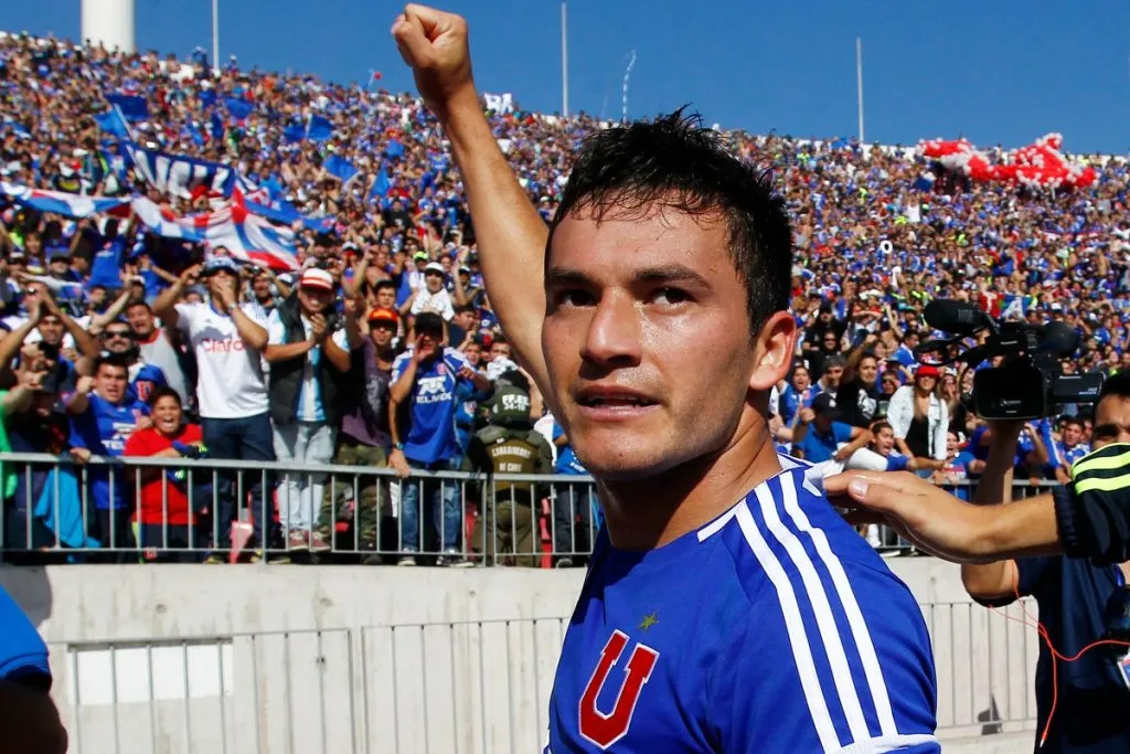 El regreso de Aránguiz tiene a los hinchas azules expectantes | FOTO: Photosport