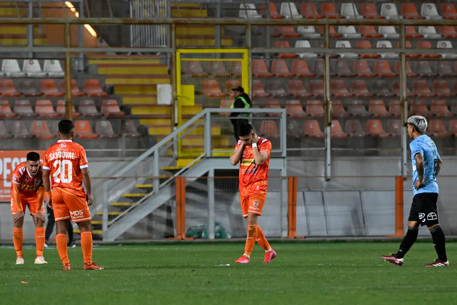 Cobreloa nuevamente sufre fuera de la cancha. | Foto: Photosport