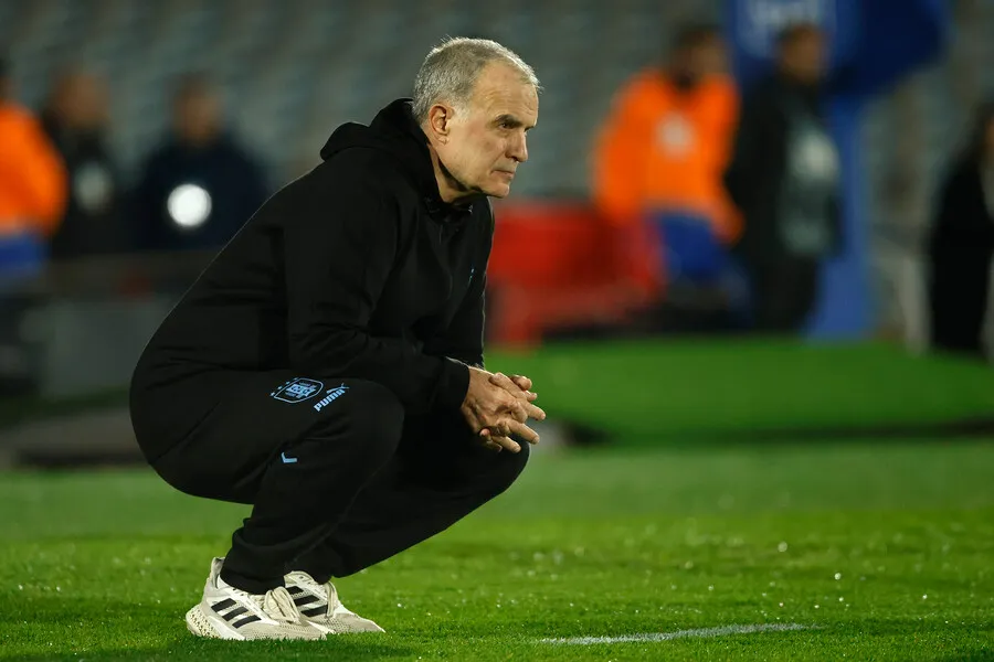 Marcelo Bielsa sigue ganando detractores