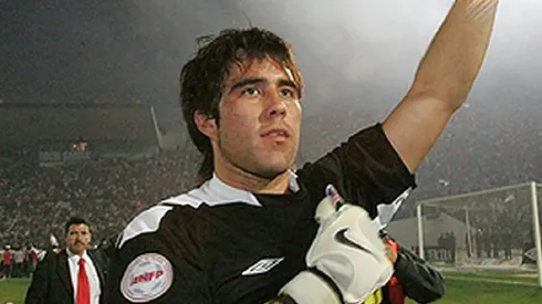 Claudio Bravo reafirmó su amor por el "Cacique"