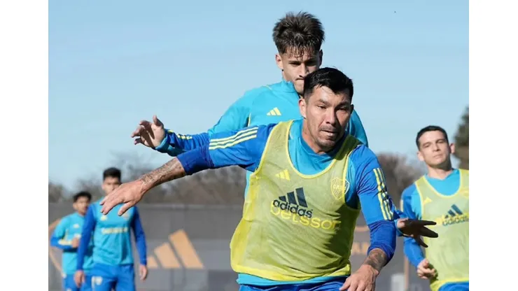 Gary Medel aun no tiene un puesto asegurado en Boca