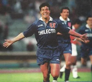 Castañeda tuvo palabras para el magro empate de la U (Archivo)