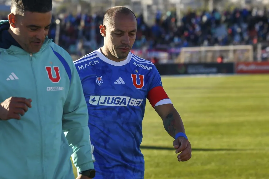 Marcelo Díaz recibe duras críticas por su estado físico | FOTO: Alejandro Pizarro Ubilla/Photosport