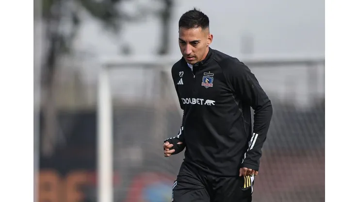 Javier Correa tendría fecha de debut en Colo Colo.