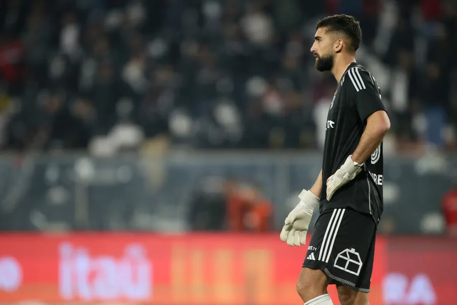 Emiliano Amor fue el portero de Colo Colo en los últimos minutos