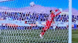 Cristián Palacios anotó un golazo para los azules