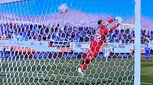 Cristián Palacios anotó un golazo para los azules