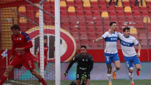 Universidad Católica venció a Unión La Calera. (Foto: Pepe Alvújar/Photosport)