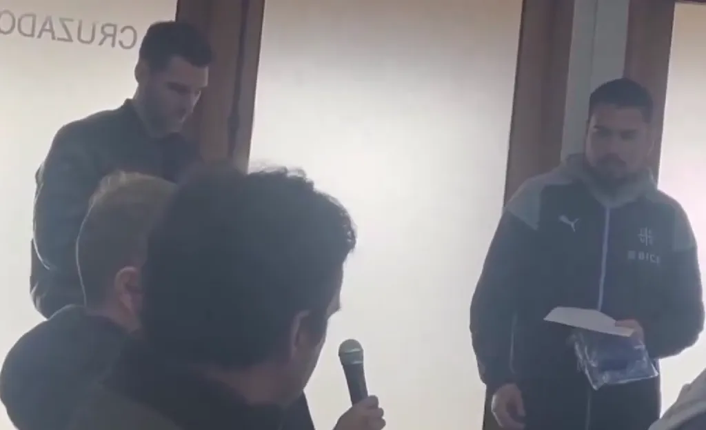 Boselli en San Carlos de Apoquindo viendo a Zuqui | FOTO: Captura