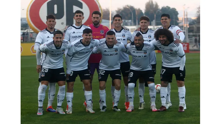 Colo Colo visita esta noche a Deportes Puerto Montt. (Foto: Photosport)