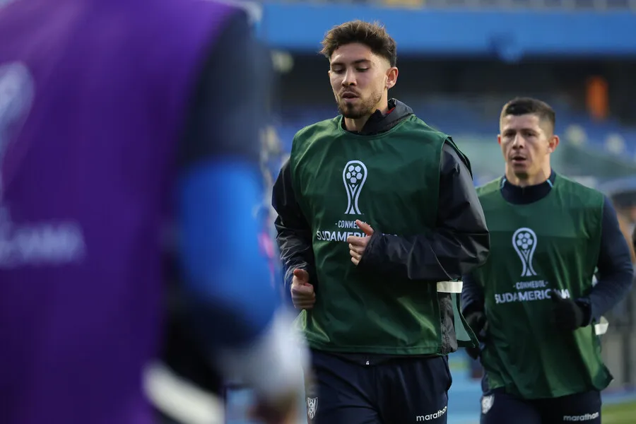 Felipe Loyola no jugó ayer por Copa Sudamericana. | Foto: Photosport