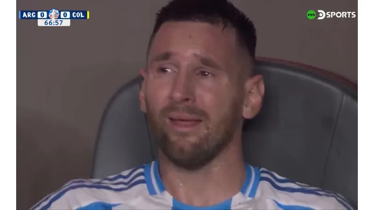 Lionel Messi se mostró desconsolado tras salir del campo de juego por lesión. (Foto: DSportS)