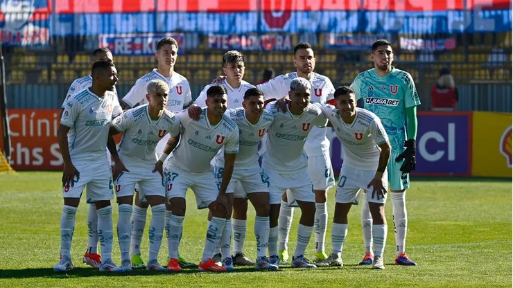 Universidad de Chile confirma su formación ante Everton