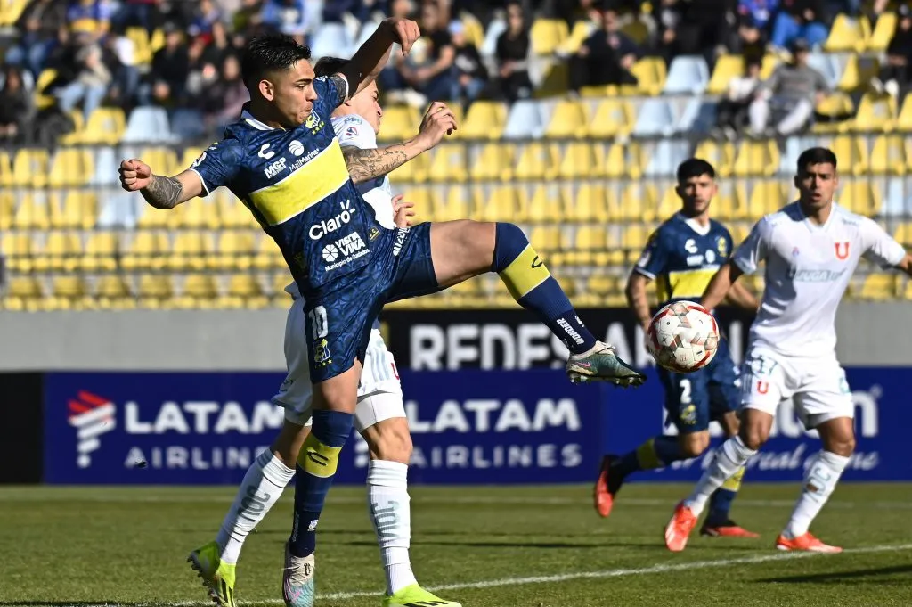 Everton derrotó por 2-1 a Universidad de Chile en la semifinal ida de la zona centro-norte de la Copa Chile. Los Azules buscarán dar vuelta la llave. (Foto: Photosport)