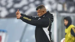 Jorge Almirón dio a conocer la lista de citados de Colo Colo con varias sorpresas